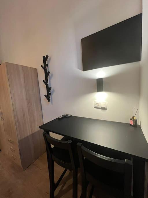 Charming Studio In The City Centre Budapest Luaran gambar